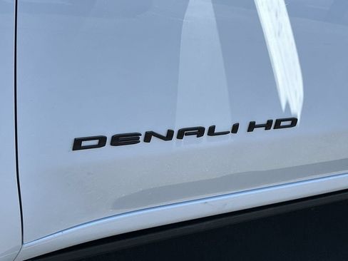 New 2026 GMC Sierra 2500 Denali w/ Technology Package AWD/4WD image 31