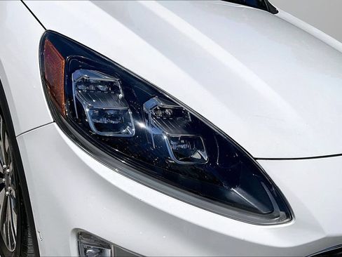 Used 2022 Ford Escape Titanium AWD/4WD image 31