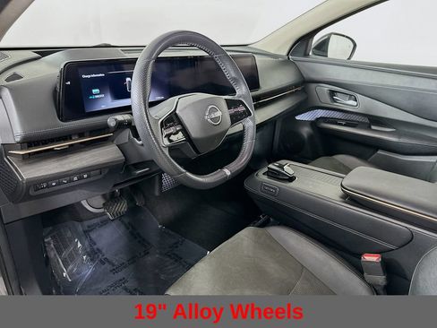 Used 2023 Nissan Ariya FWD image 15