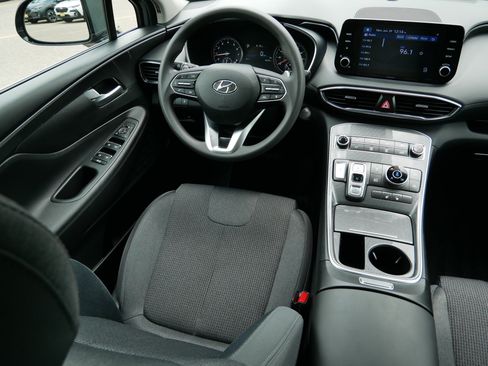 Used 2022 Hyundai Santa Fe SEL w/ Winter Weather Package AWD/4WD image 9