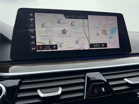 Used 2019 BMW 530i xDrive w/ Convenience Package image 48