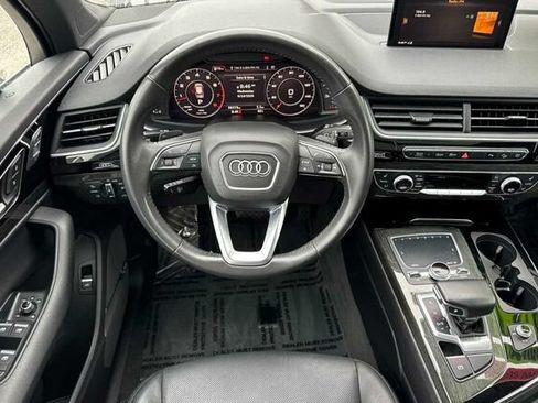 Used 2019 Audi Q7 3.0T Premium Plus w/ Premium Plus Package AWD/4WD image 14
