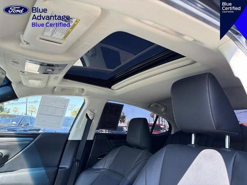 Used 2025 Lexus ES 350 w/ Accessory Package (Z1) FWD image 18