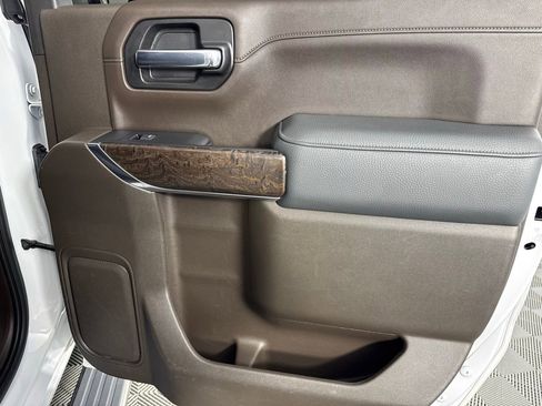 Used 2020 GMC Sierra 1500 Denali w/ Denali Ultimate Package image 32