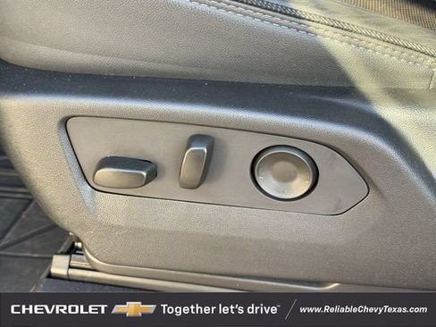 Used 2025 Chevrolet Silverado 1500 High Country w/ High Country Premium Package AWD/4WD image 32
