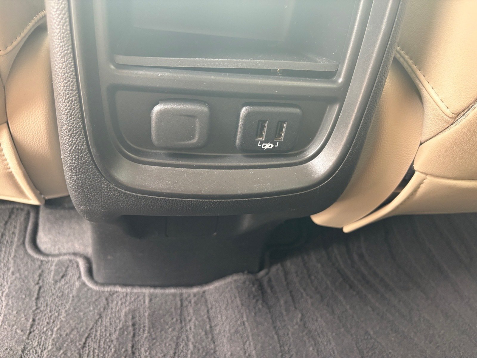 Used 2017 Buick Envision Preferred w/ LPO, Interior Luxury Package FWD image 29