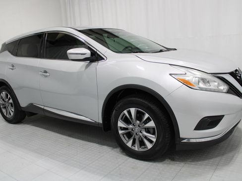 Used 2017 Nissan Murano S w/ Navigation Package AWD/4WD image 4