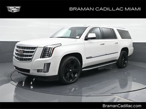 Used 2020 Cadillac Escalade ESV 2WD image 1