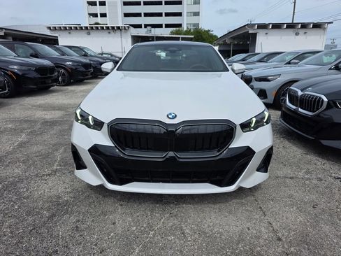 New 2027 BMW 530i w/ Executive Package RWD image 2