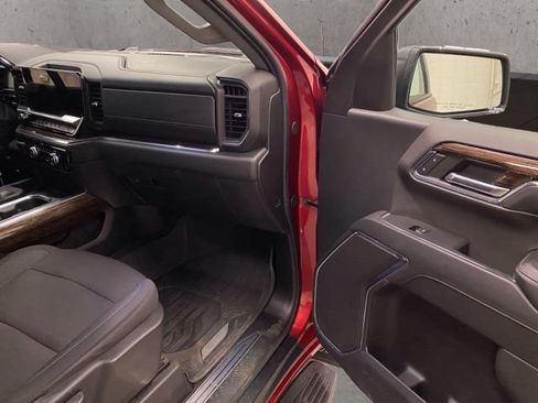 Used 2024 GMC Sierra 1500 Elevation w/ LPO, Elevation Black Package AWD/4WD image 20