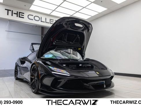 Used 2021 Ferrari F8 Tributo RWD image 38