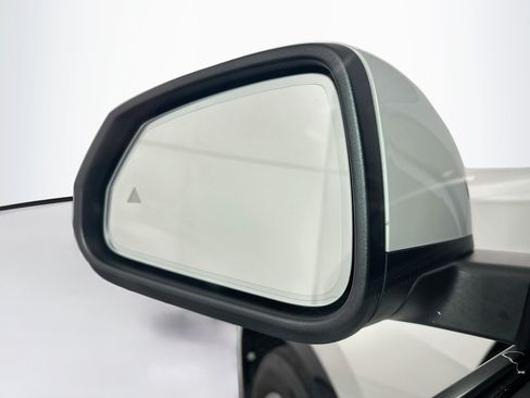 Used 2025 BMW X1 xDrive28i AWD/4WD image 16