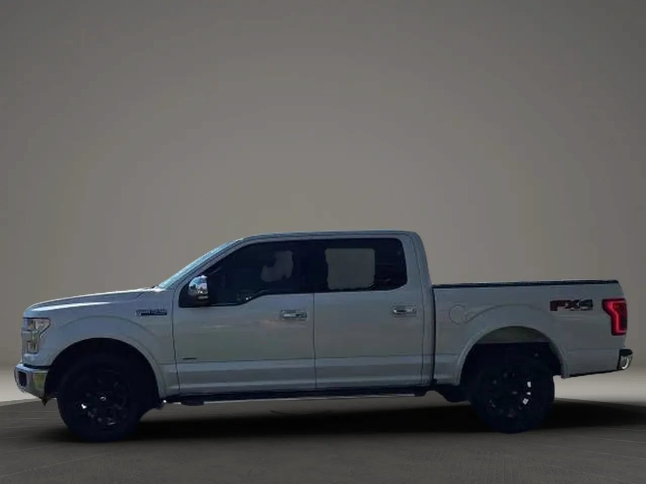 Used 2017 Ford F150 Lariat w/ Equipment Group 502A Luxury AWD/4WD image 6