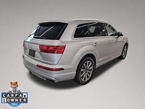 Used 2019 Audi Q7 3.0T Premium Plus AWD/4WD image 3