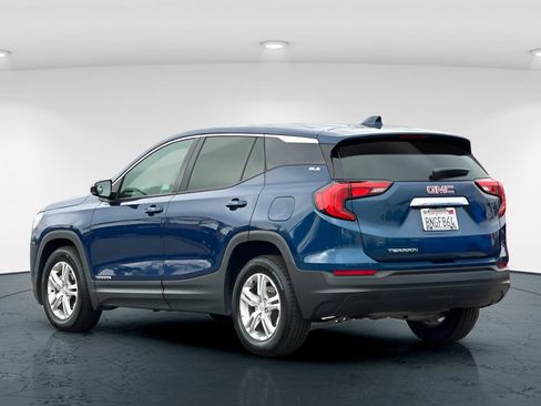 Used 2020 GMC Terrain SLE image 4