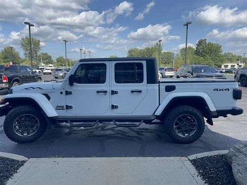 Used 2021 Jeep Gladiator Sport w/ Quick Order Package 24Q 80Th AWD/4WD image 4
