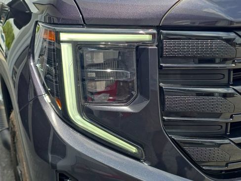 Certified 2025 GMC Sierra 1500 Elevation w/ Preferred Package AWD/4WD image 10