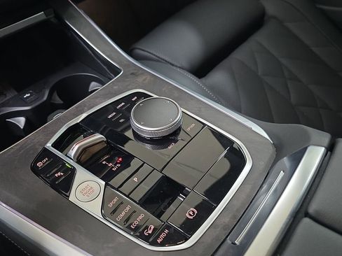 Used 2025 BMW X5 xDrive40i image 26