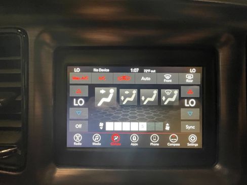 Used 2018 Dodge Challenger R/T RWD image 21