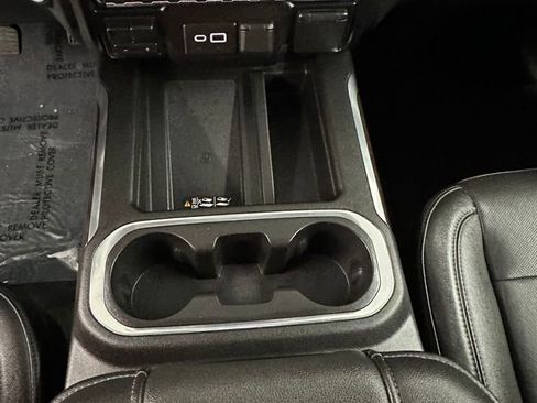 Used 2020 GMC Sierra 2500 SLT w/ SLT Premium Plus Package AWD/4WD image 16