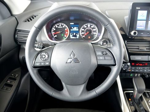 Used 2023 Mitsubishi Eclipse Cross SE image 18