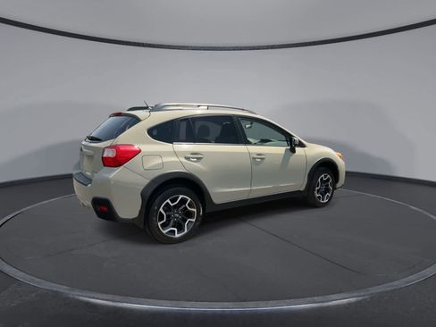 Used 2017 Subaru Crosstrek 2.0i Premium AWD/4WD image 8