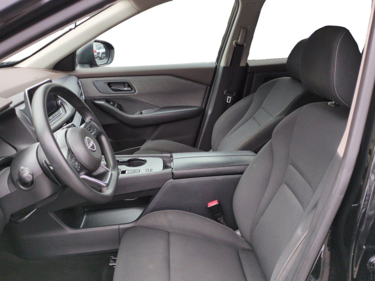 Used 2023 Nissan Rogue S FWD image 14