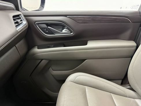Used 2022 Chevrolet Tahoe LT w/ LT Signature Plus Package AWD/4WD image 23