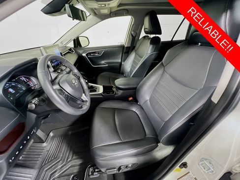 Used 2022 Toyota RAV4 Limited FWD image 20