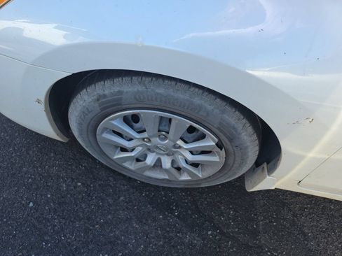Used 2015 Nissan Altima 2.5 S w/ Power Driver Seat Package FWD image 3