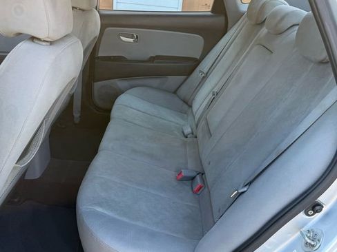 Used 2010 Hyundai Elantra w/ Comfort Pkg 2 FWD image 10