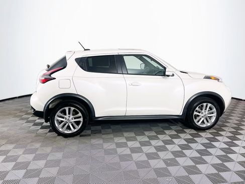 Used 2016 Nissan Juke SL image 9