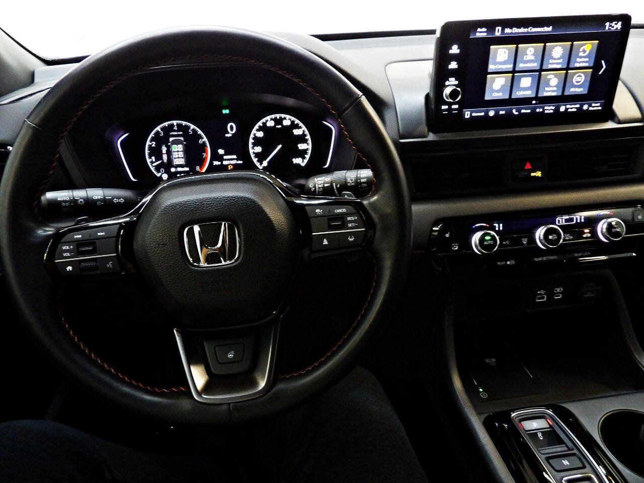 Used 2025 Honda Pilot TrailSport image 19