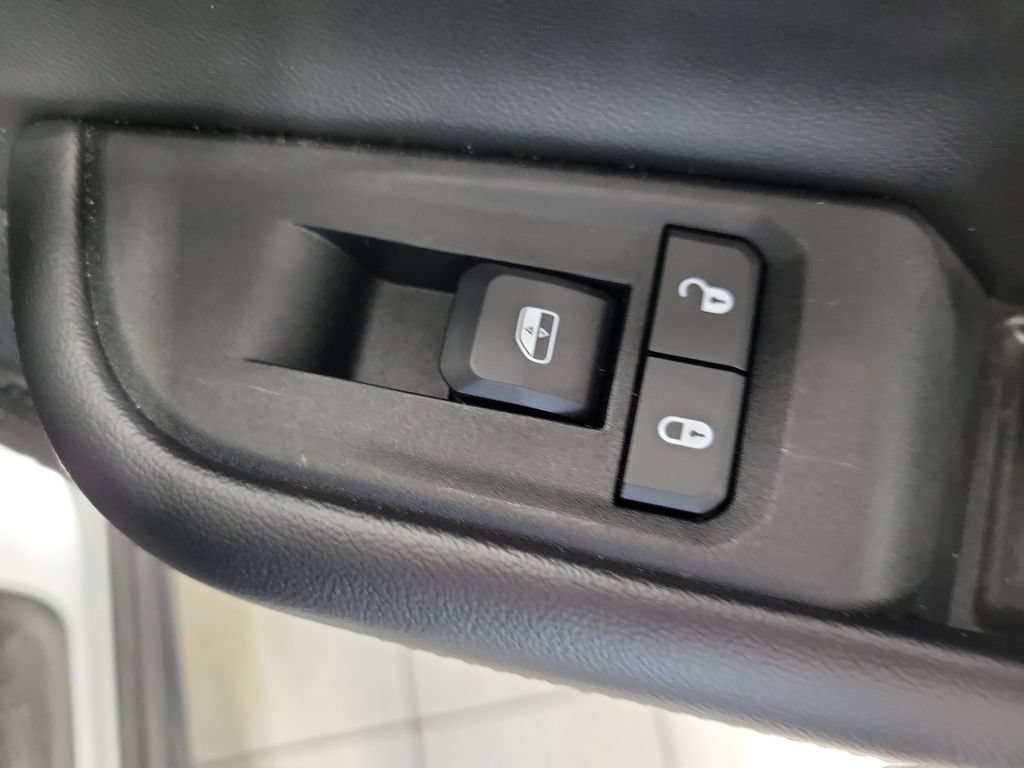 Used 2024 Jeep Grand Cherokee L Laredo AWD/4WD image 19