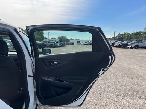 Used 2024 Chevrolet Malibu LT FWD image 32