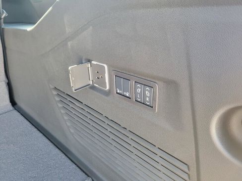 New 2026 GMC Yukon XL Elevation image 8