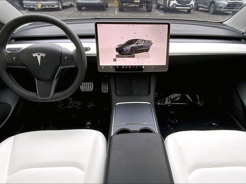 Used 2023 Tesla Model 3 Performance image 14
