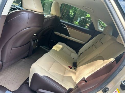 Used 2019 Lexus RX 350 AWD w/ Navigation Package image 27