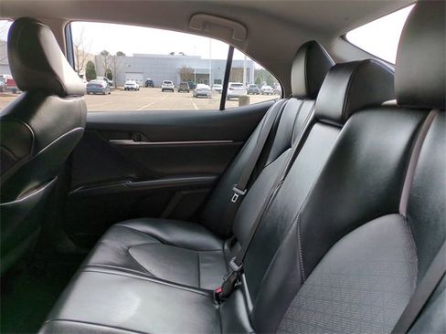 Used 2023 Toyota Camry XSE image 13