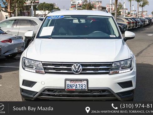 Used 2018 Volkswagen Tiguan S image 2
