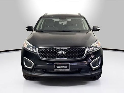 Used 2016 Kia Sorento LX image 14