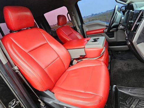 Used 2015 Ford F150 XLT w/ Equipment Group 302A Luxury image 16