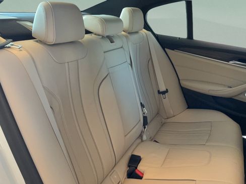 Used 2017 BMW 540i RWD image 40
