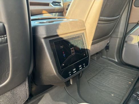 Certified 2025 GMC Yukon XL Denali Ultimate image 15