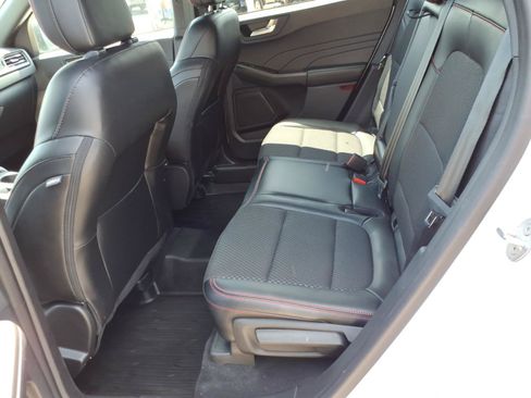 Used 2023 Ford Escape ST-Line w/ Tech Pack #1 AWD/4WD image 13