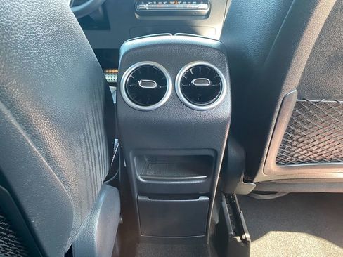 Used 2022 Mercedes-Benz GLA 250 4MATIC image 27