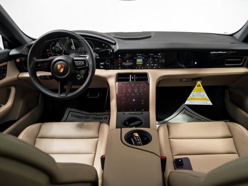 New 2026 Porsche Taycan image 21