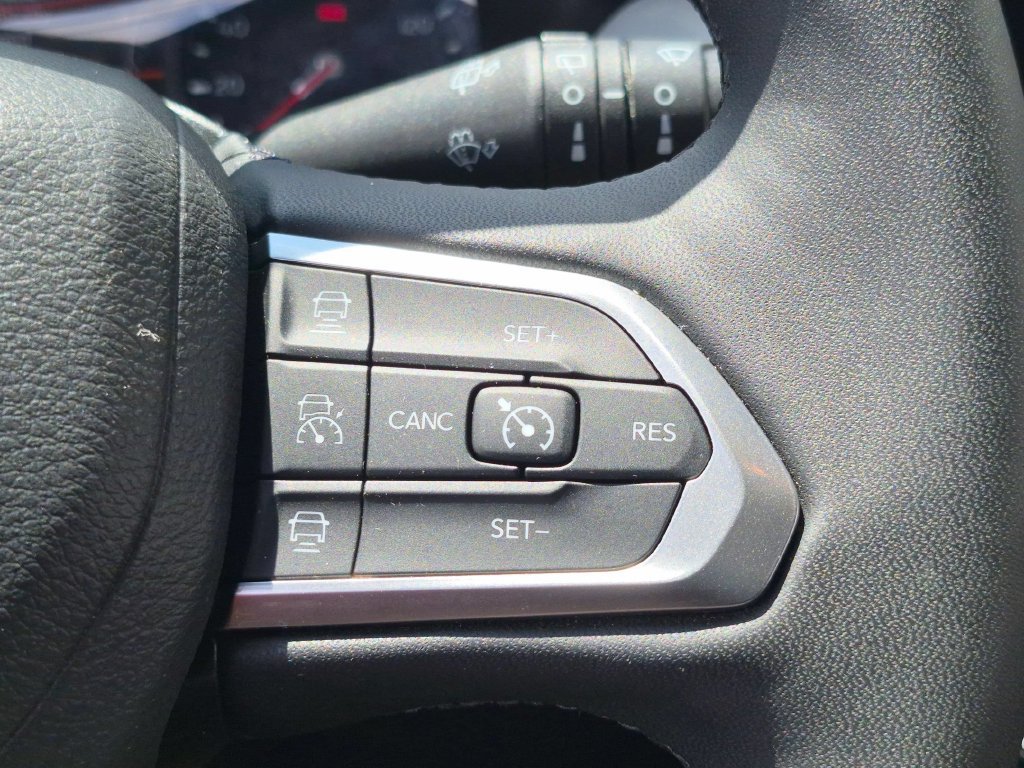 Used 2025 Jeep Compass Limited AWD/4WD image 15