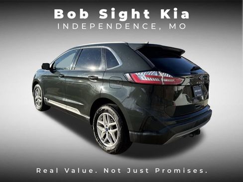 Used 2022 Ford Edge SEL w/ Convenience Package image 11