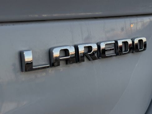 Used 2023 Jeep Grand Cherokee L Laredo image 29